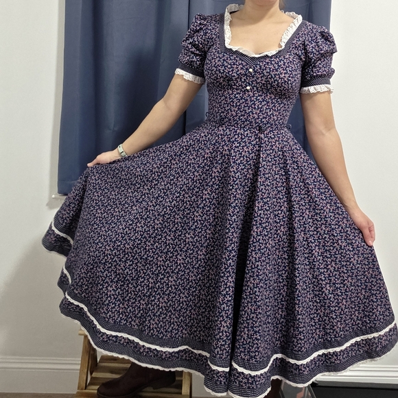 Gunne Sax Floral Navy Blue Dress - Picture 1 of 11
